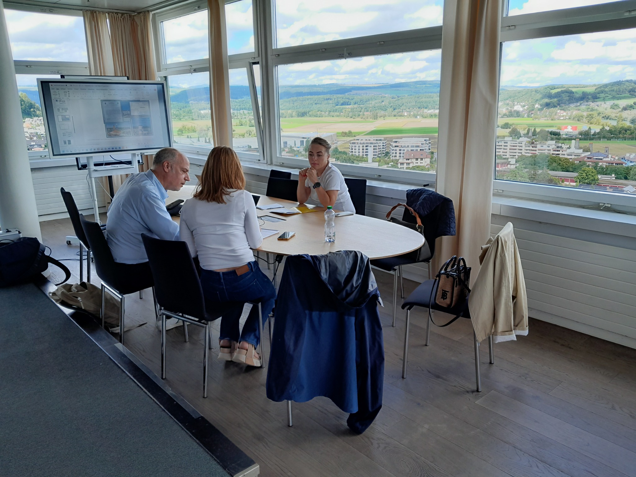 Gemeinsames SOVRIX Meeting zur Zusammenarbeit und Entwicklung